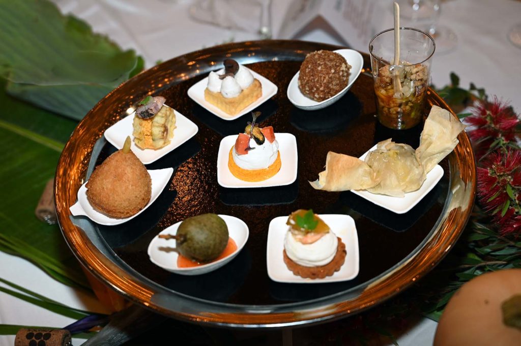 banquet tropicana flore vignobles scène