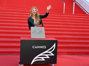 christie brinkley empreintes croisette